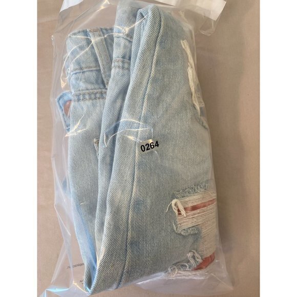 Women's NoBo No Boundaries Distressed Light Denim Jeans Size 11 - Picture 12 of 12
